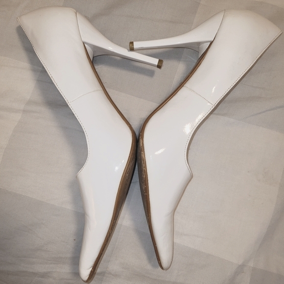 Wet Seal Vintage Women's Size 10 White Pointed Toe High Heels - Picture 5 of 6